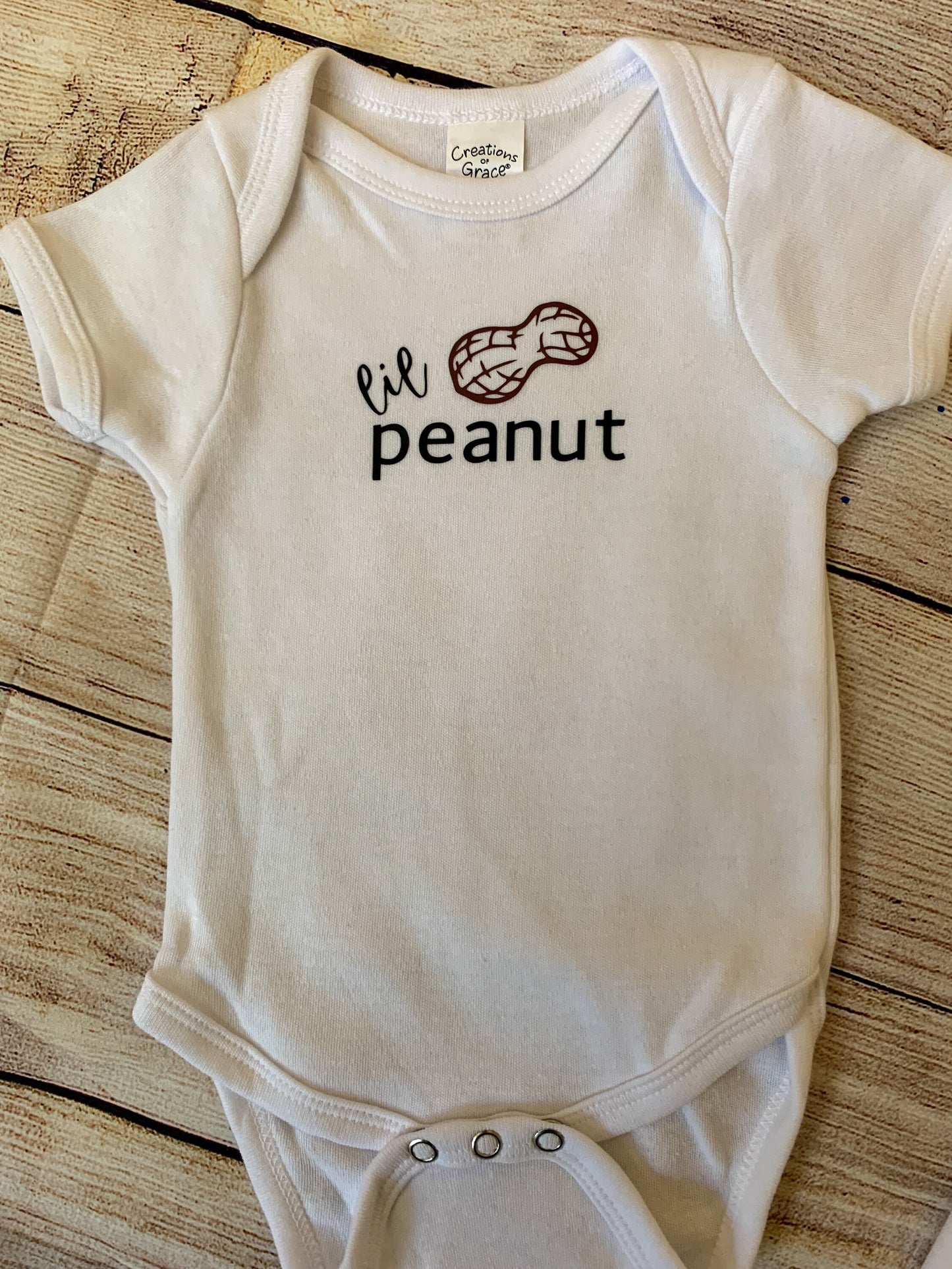 Lil Peanut T-shirt collection