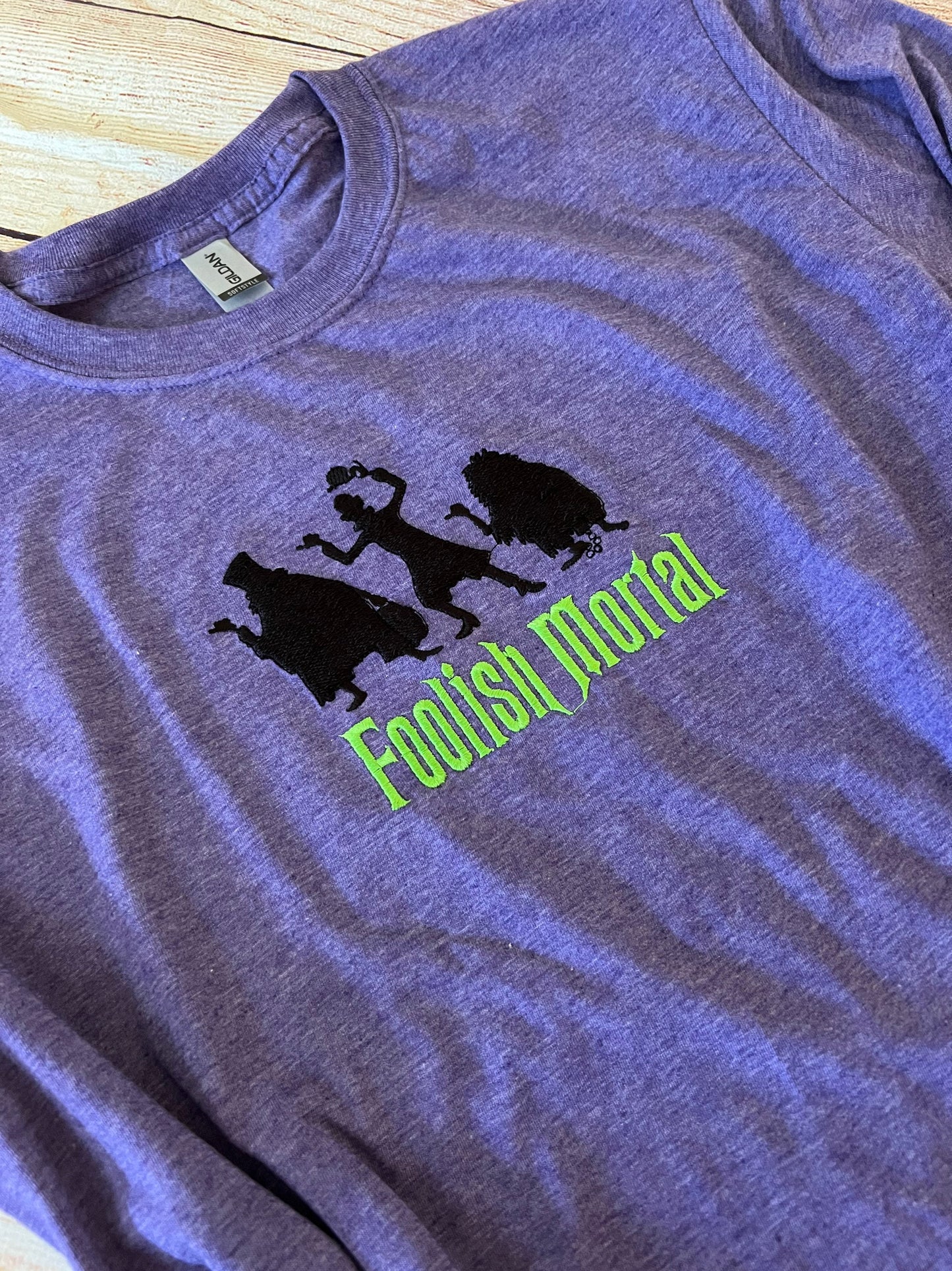 Haunted Mansion Embroidered Ghost/Ghouls Halloween T-shirt