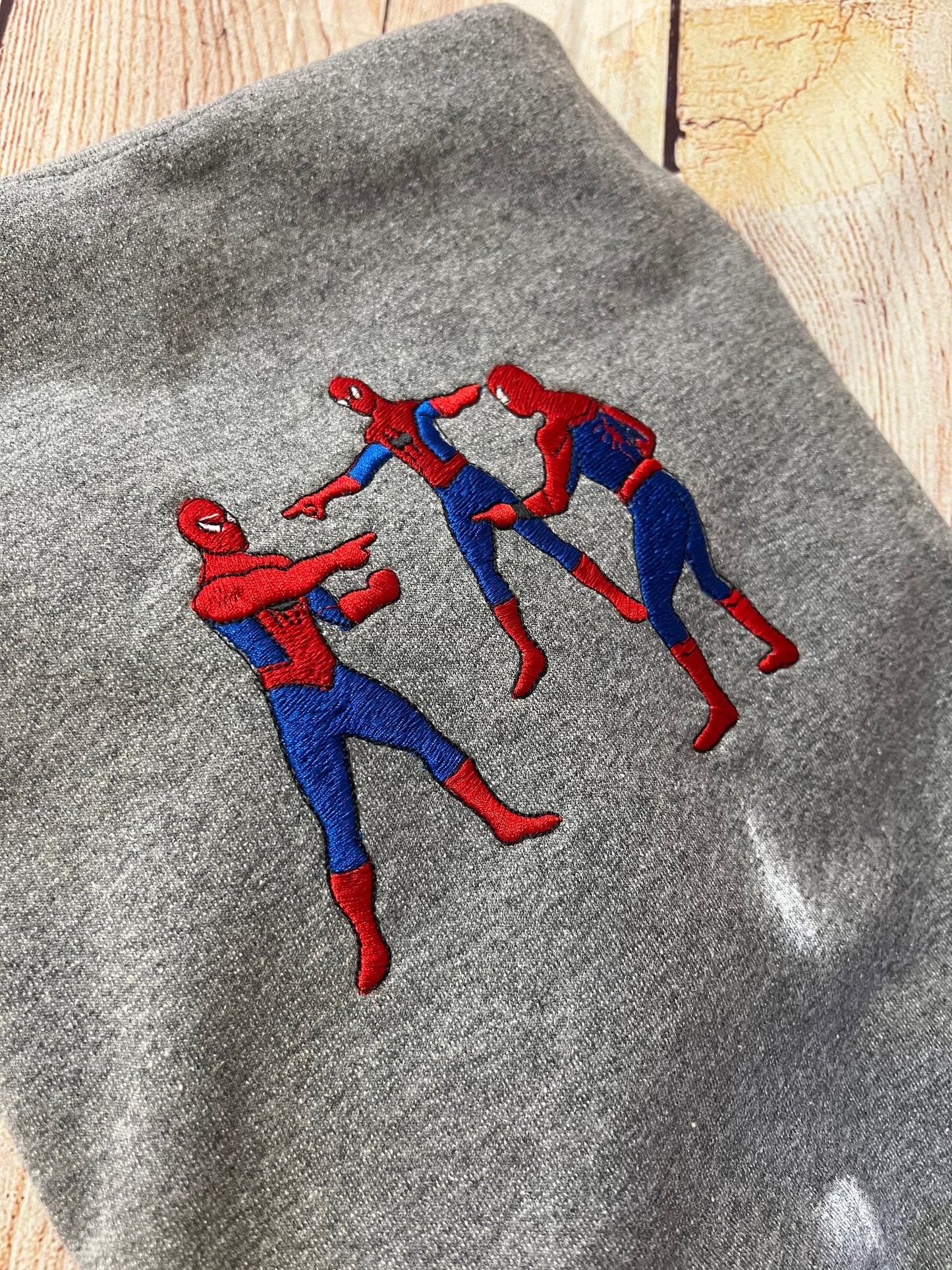 Spiderman Trío Embroidered Hoodie