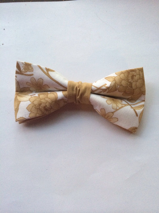 White Sands Bow Tie