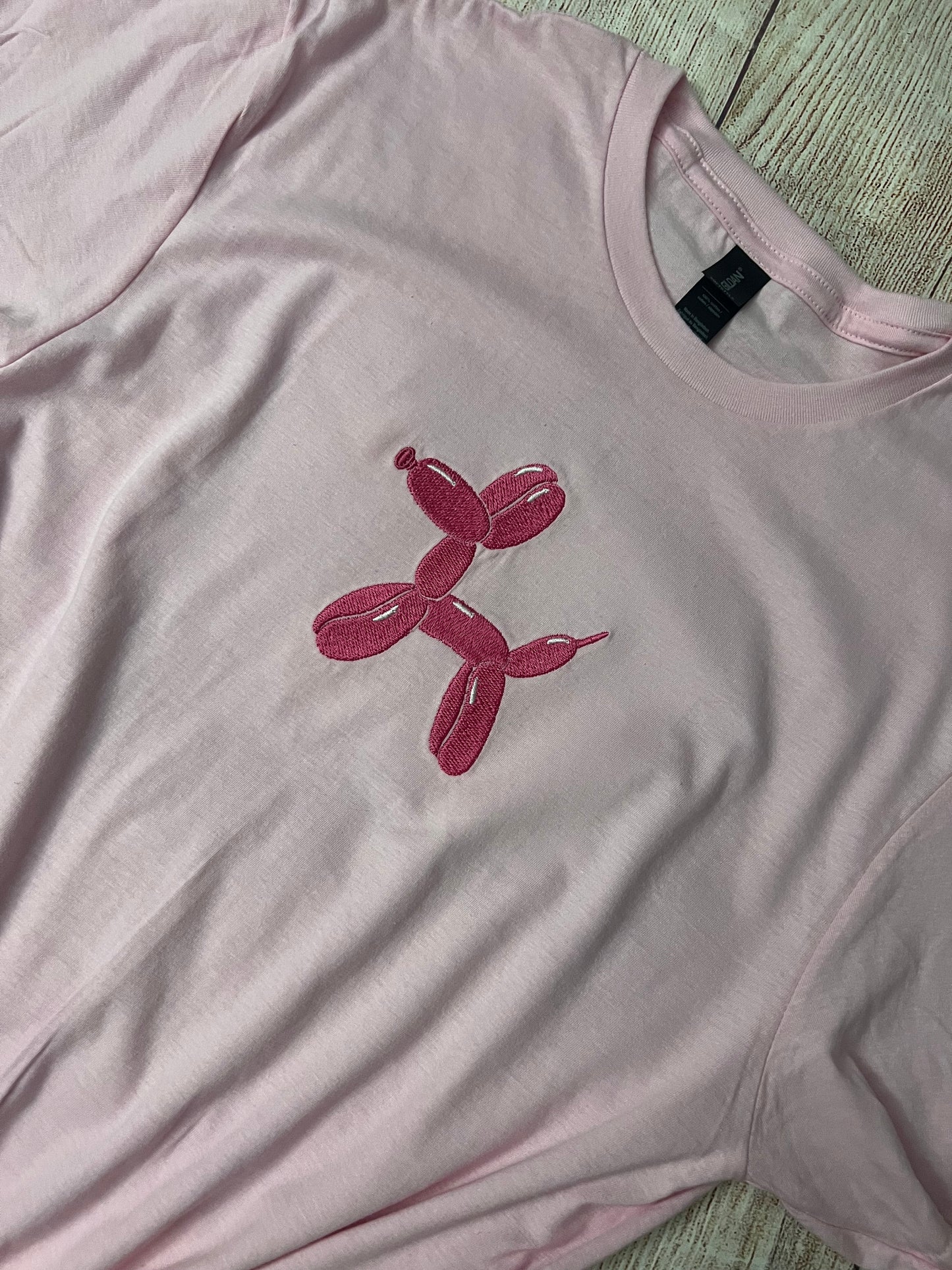 Dog Ballon Embroidered T-shirt
